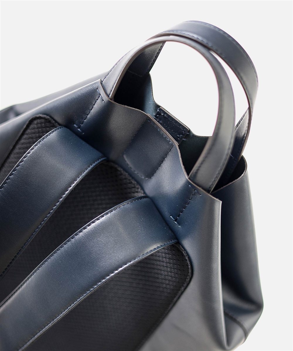 フジタカ ミーツ I-toto Toyo Ito レザーリュック