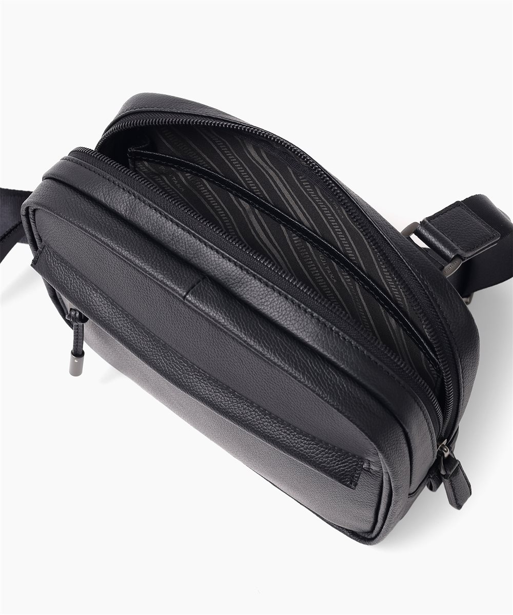 フジタカ パケット コンパクト レザースリングバッグ