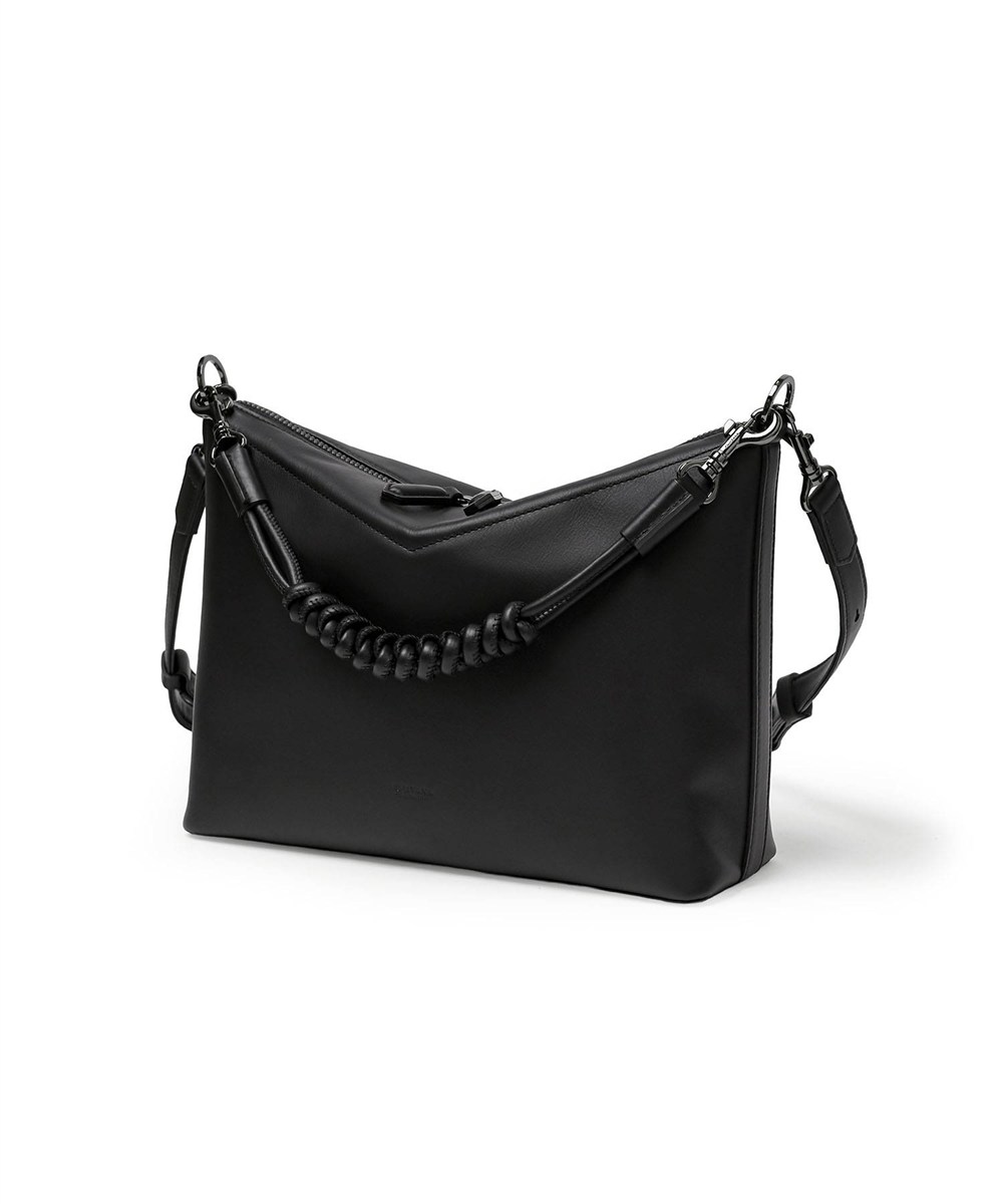 フジタカ トレッソ レザーショルダーバッグ B5