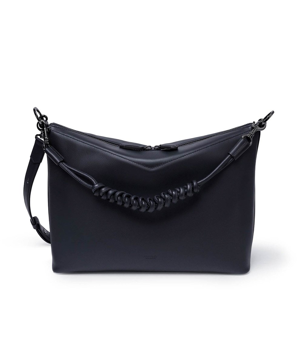 フジタカ トレッソ レザーショルダーバッグ A4