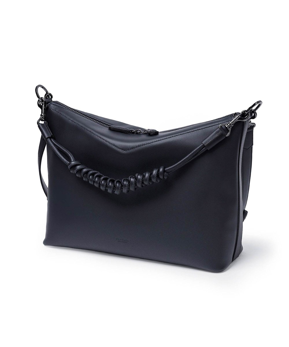 フジタカ トレッソ レザーショルダーバッグ A4