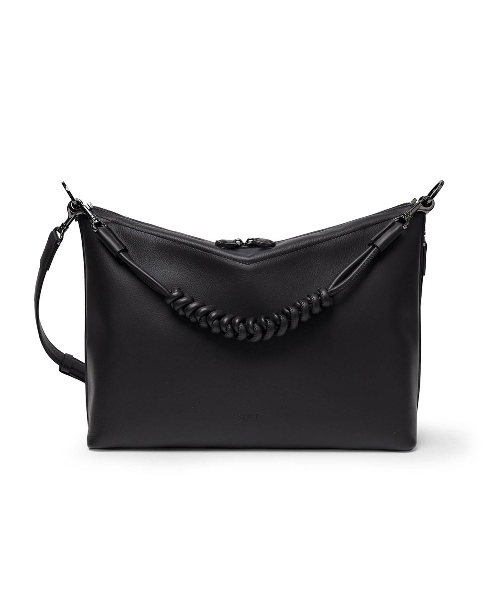 フジタカ トレッソ レザーショルダーバッグ A4