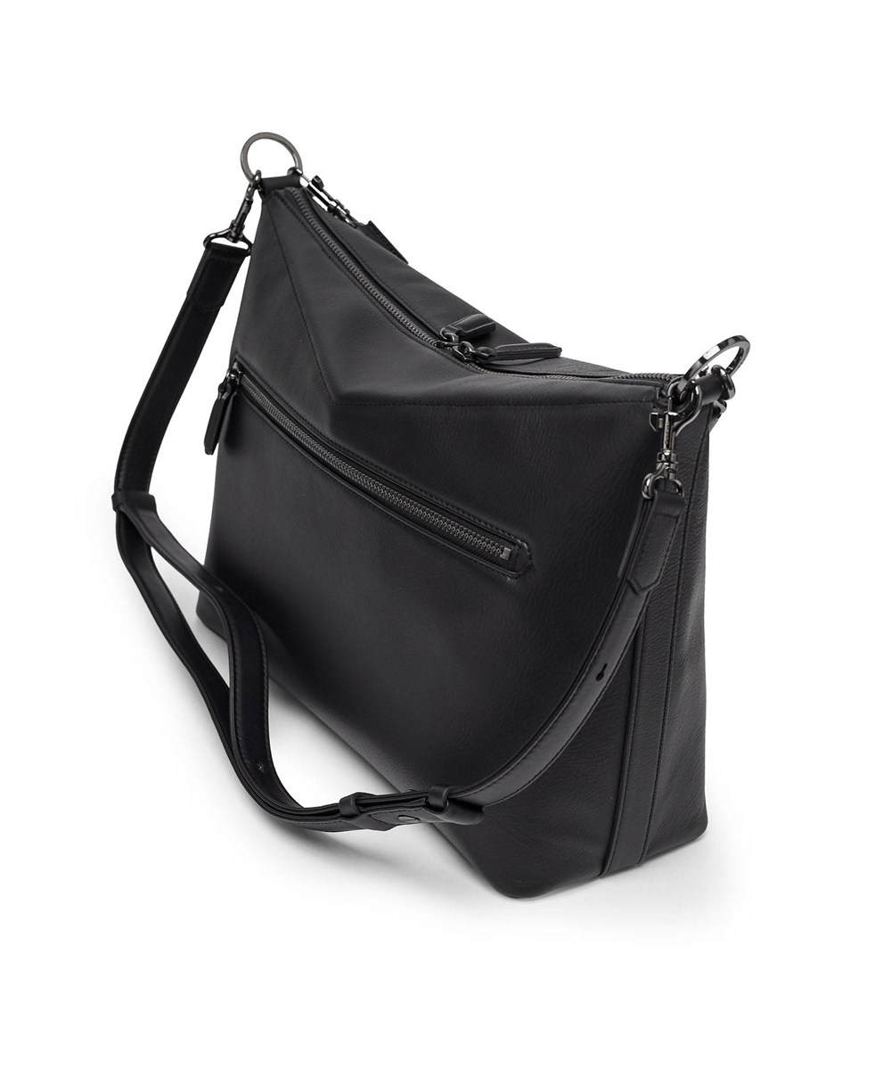 フジタカ トレッソ レザーショルダーバッグ A4