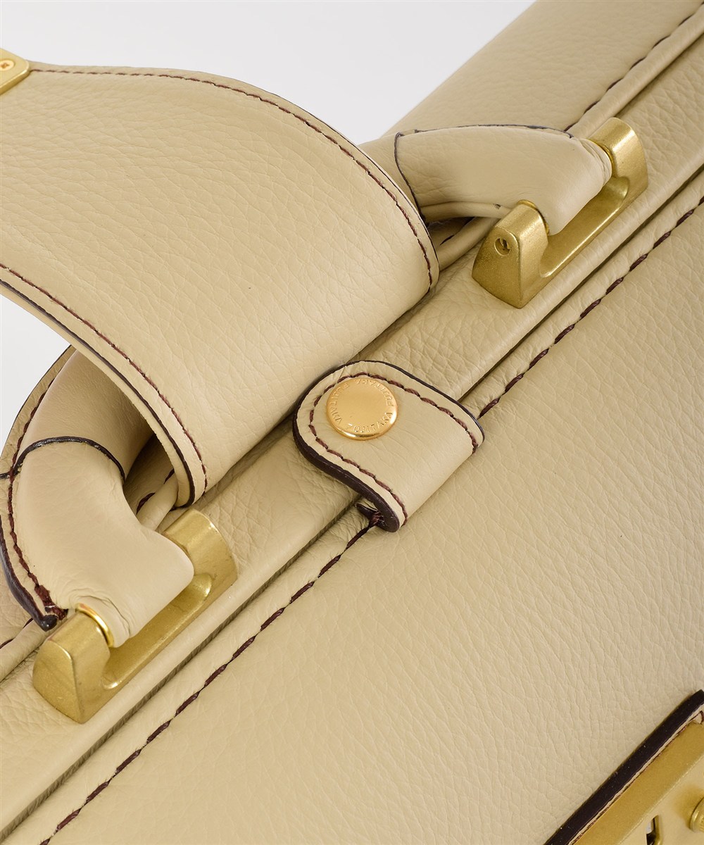 フジタカ ダレス ダレスバッグ A4