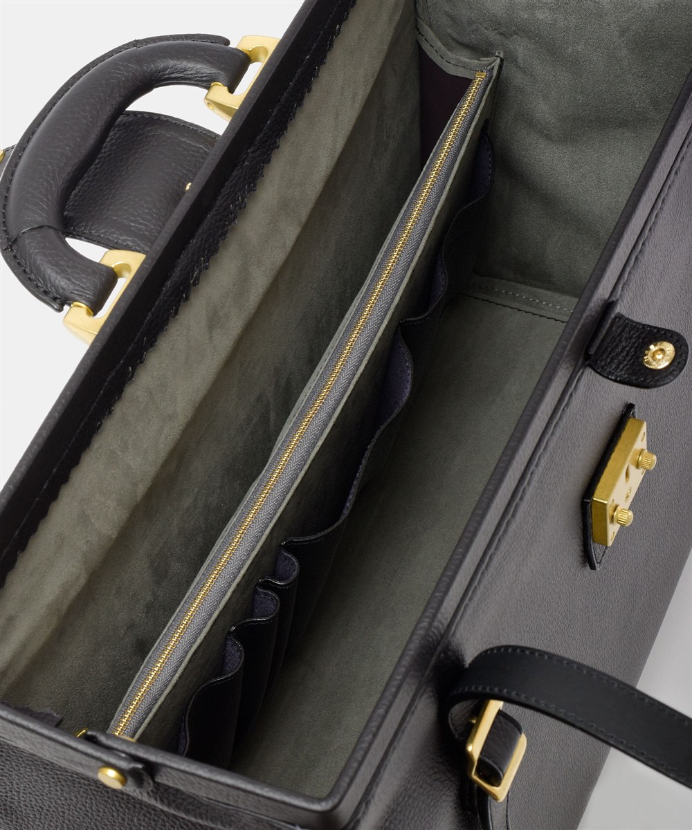 フジタカ ダレス ダレスバッグ B4