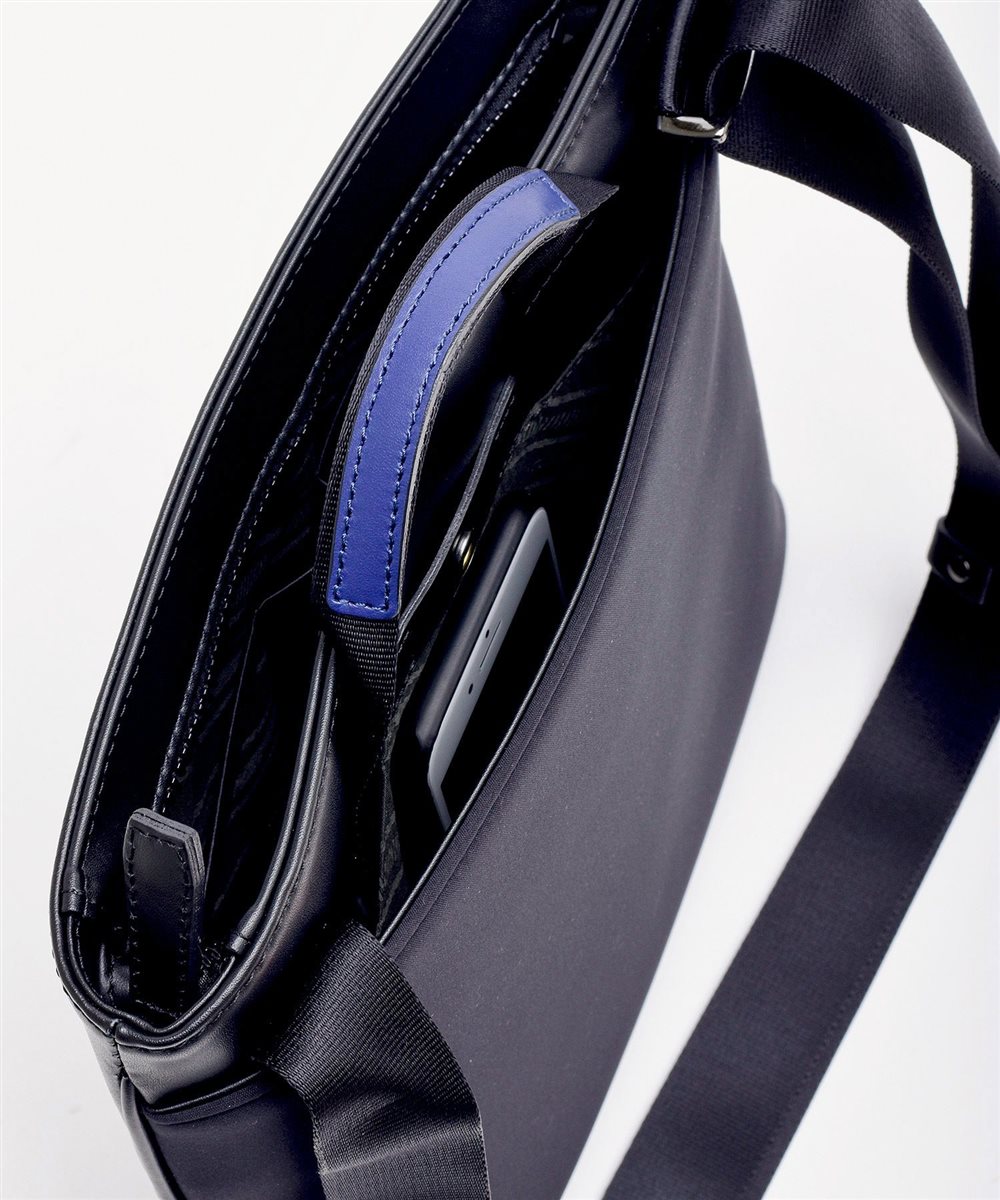 フジタカ ルフト タテ型ショルダーバッグ