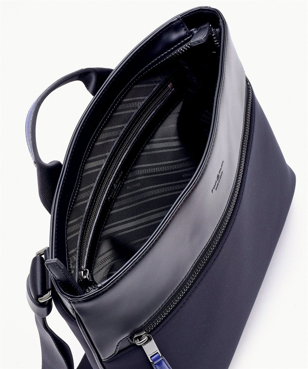 フジタカ ルフト ヨコ型ショルダーバッグ A4