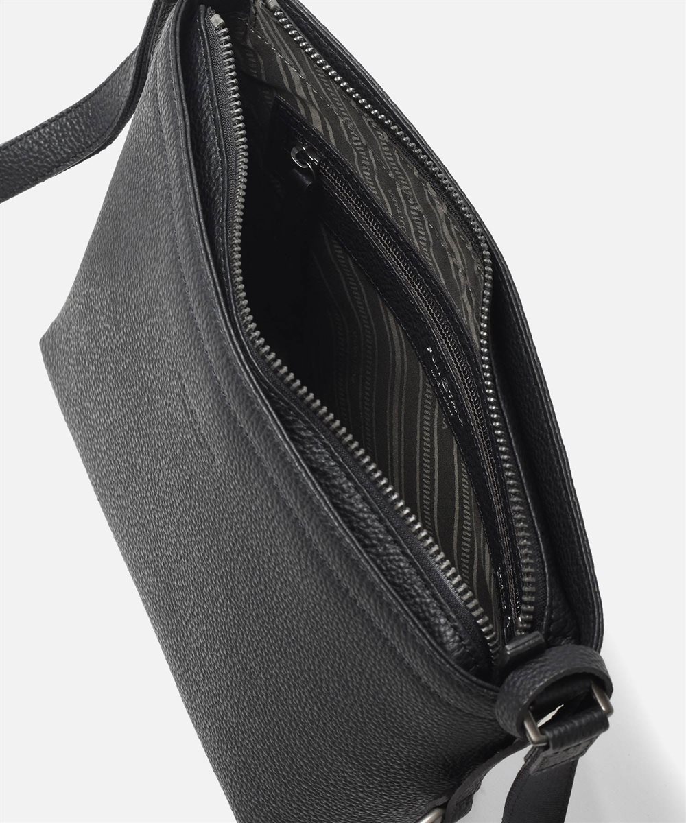 フジタカ エキストラソフト レザーショルダーバッグ