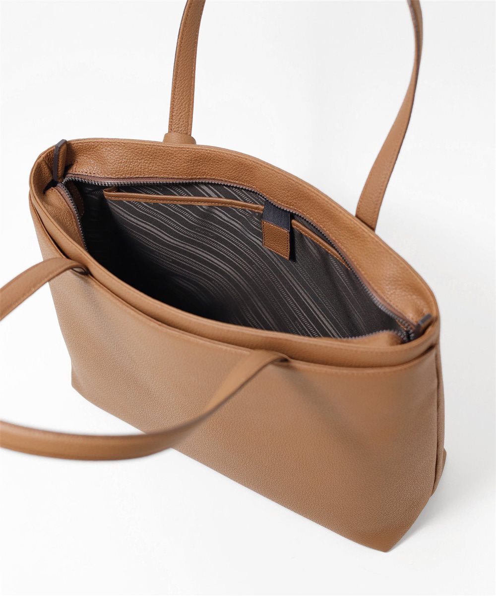 フジタカ エキストラソフト レザートートバッグ A4 ヨコ型【2025年春 / ドラマ使用商品】