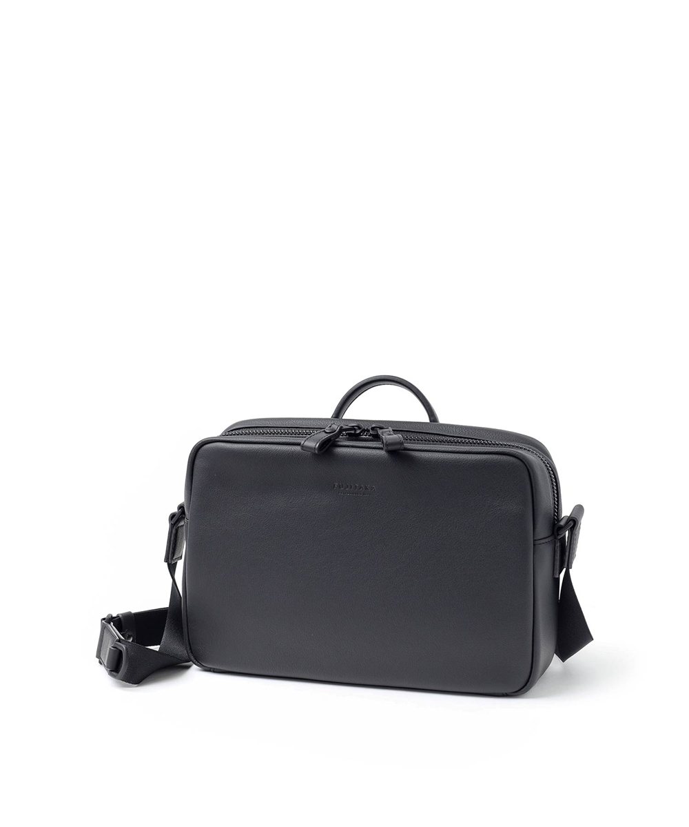 フジタカ ロカス ハンドル付きレザーショルダーバッグ B5