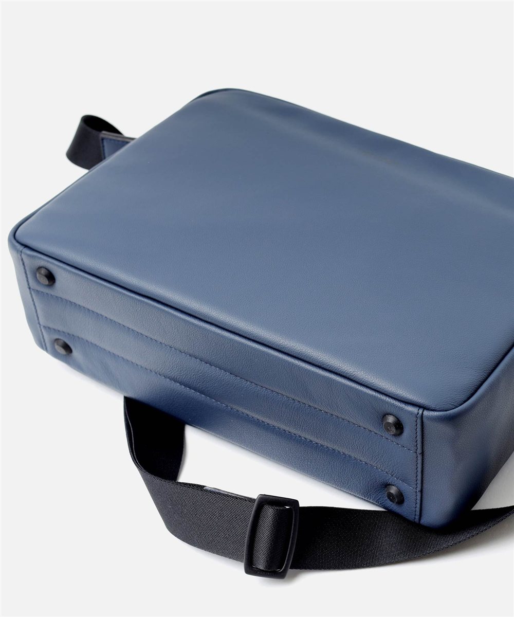 フジタカ ロカス ハンドル付きレザーショルダーバッグ A4