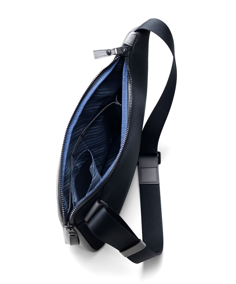 フジタカ ロカス レザーショルダーバッグ