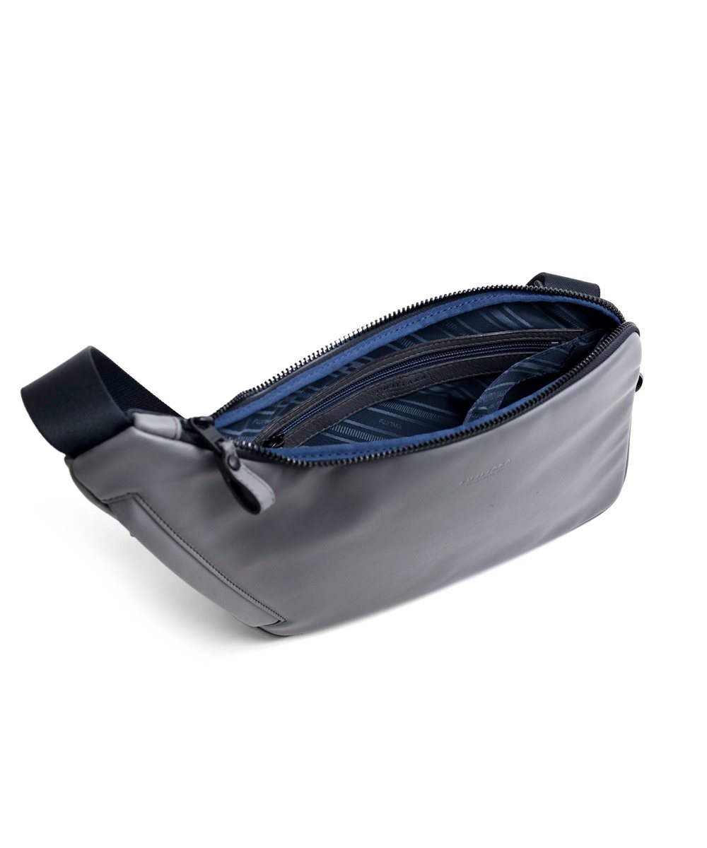 フジタカ ロカス レザーショルダーバッグ