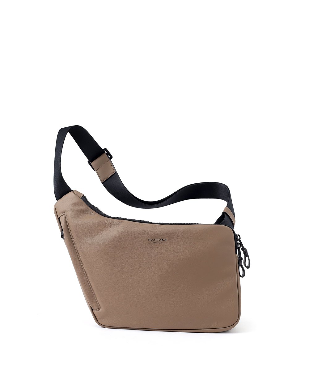 フジタカ ロカス レザーショルダーバッグ
