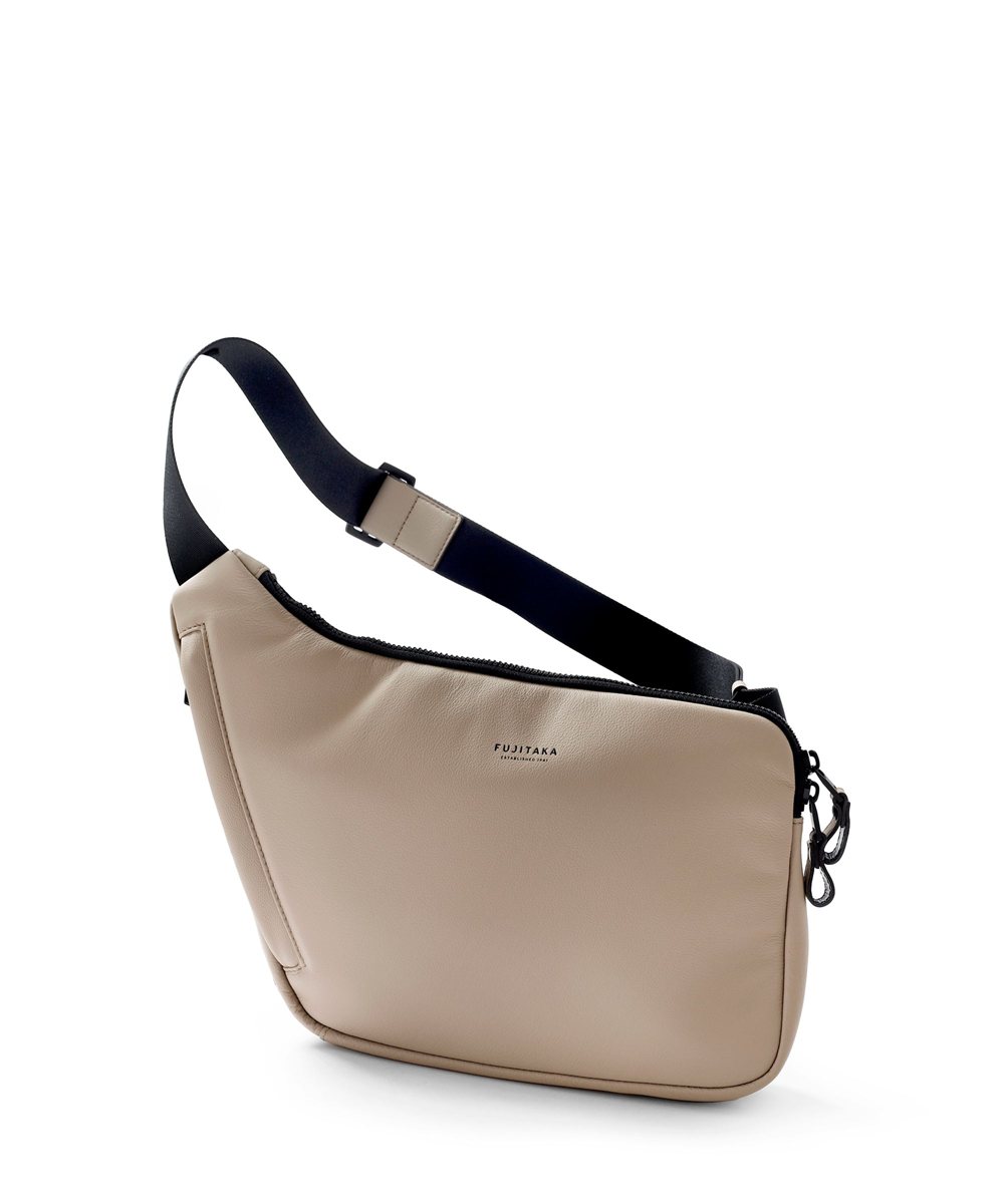 フジタカ ロカス レザーショルダーバッグ