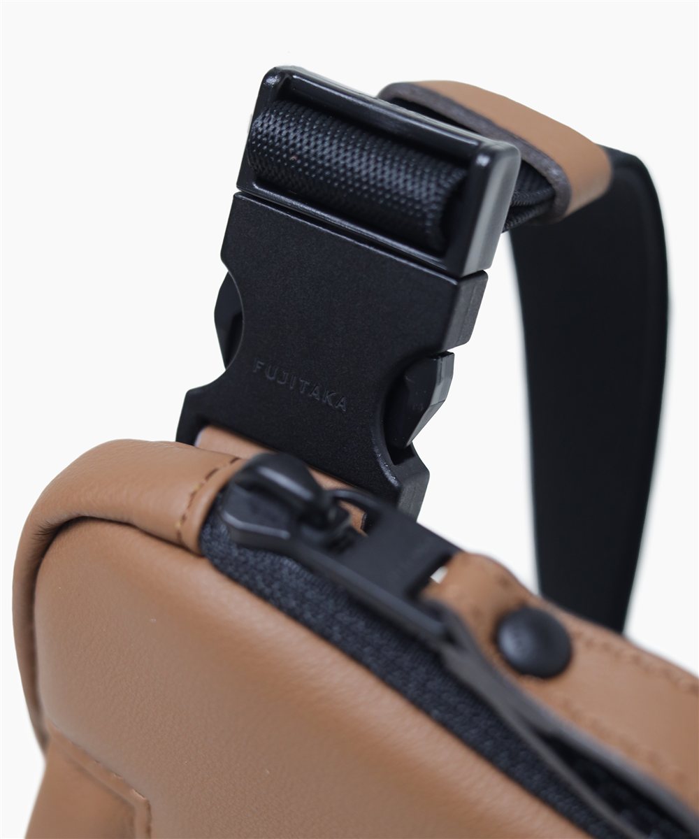 フジタカ ロカス レザーワンショルダーバッグ