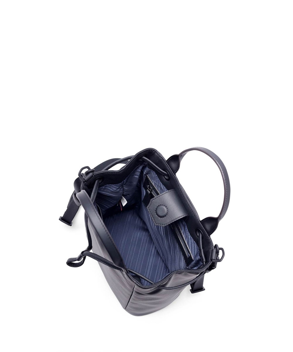 フジタカ ロカス レザー巾着ショルダーバッグ