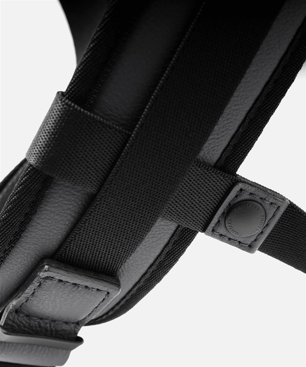 フジタカ ロカス レザーリュック A4 薄マチ