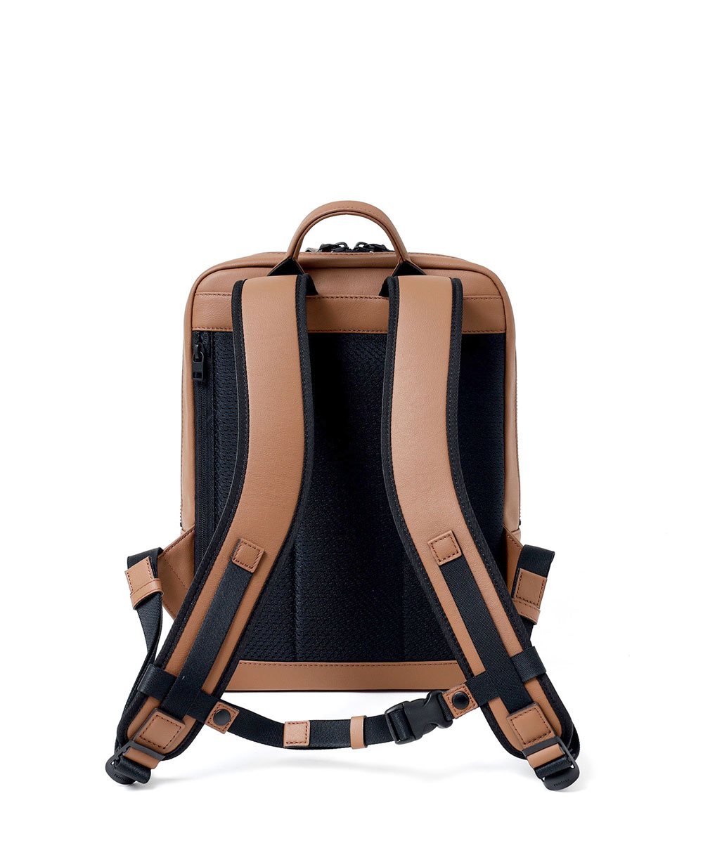 フジタカ ロカス レザーリュック A4 薄マチ