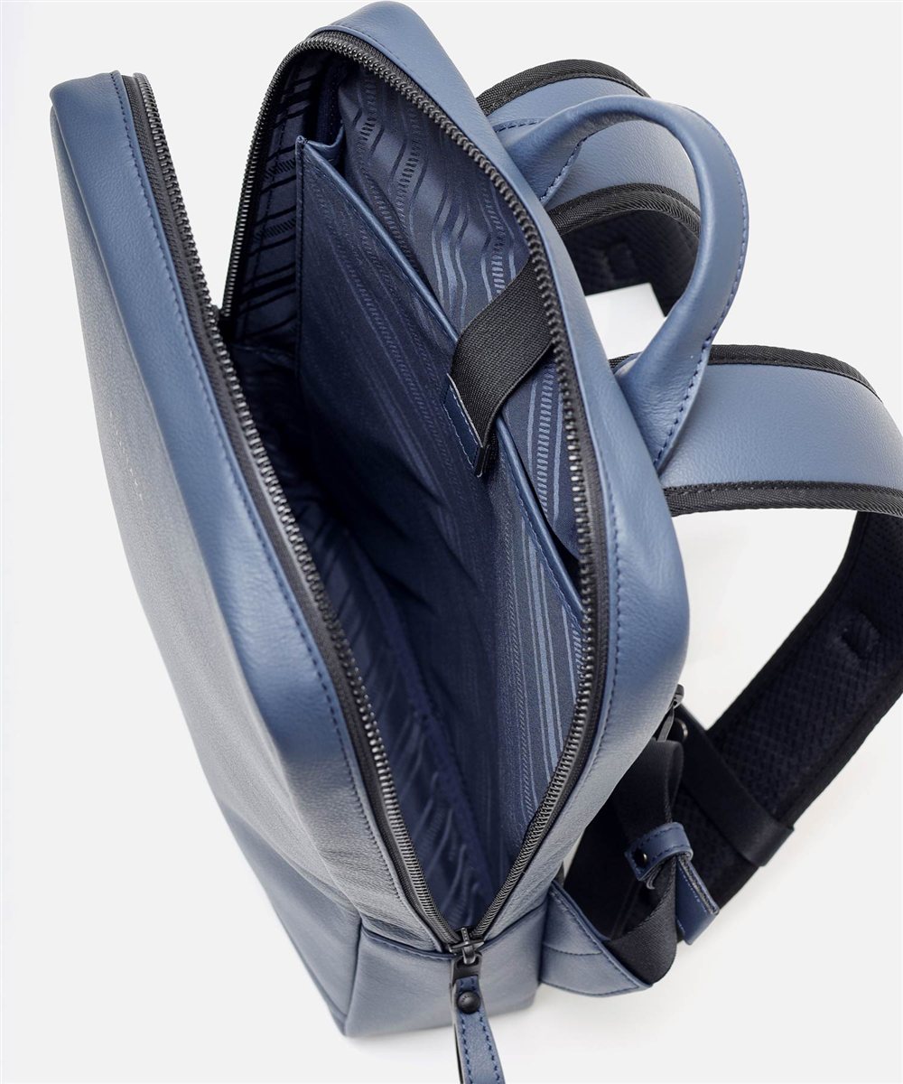 フジタカ ロカス レザーリュック A4 薄マチ