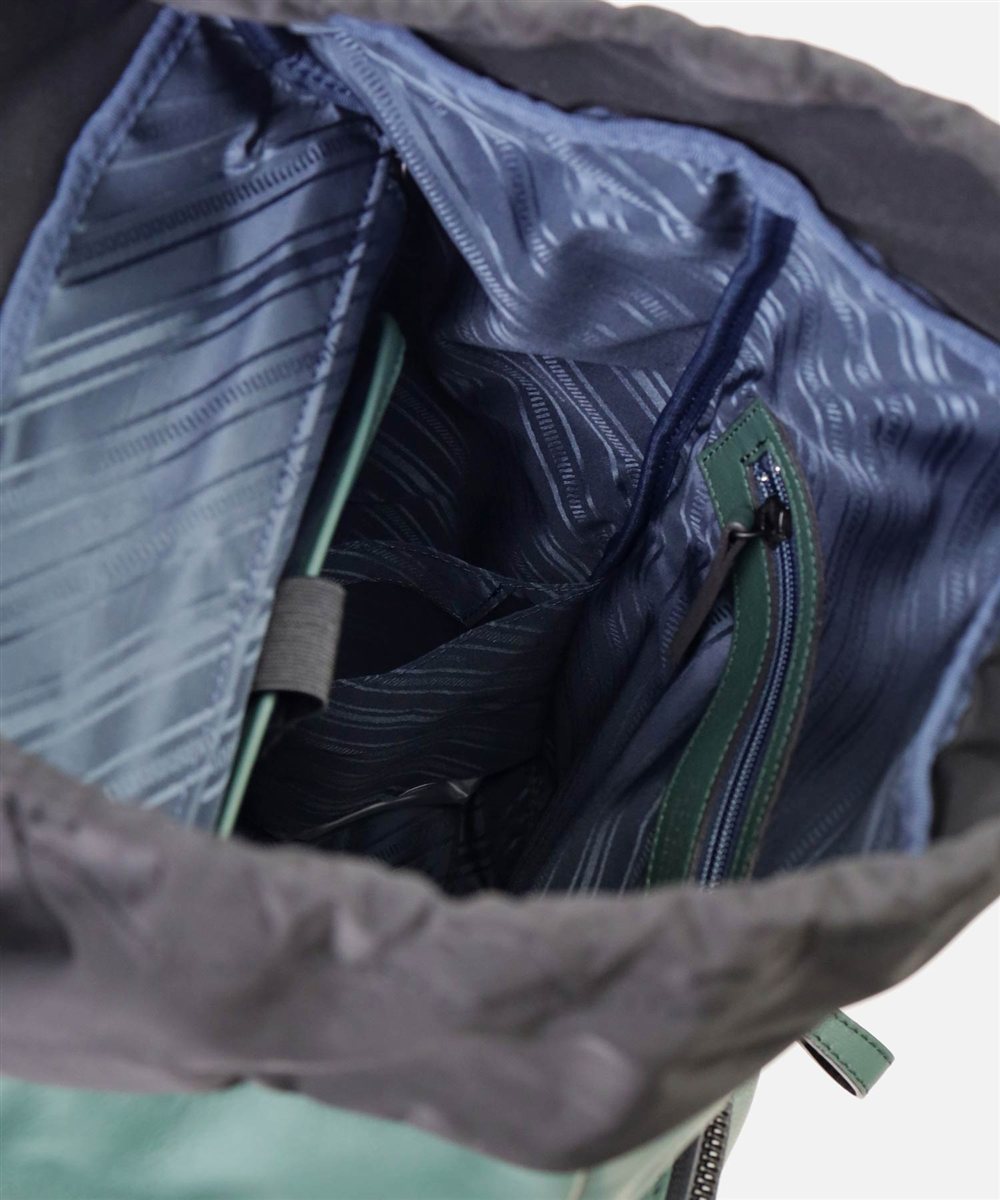 フジタカ ロカス レザートラベルリュック