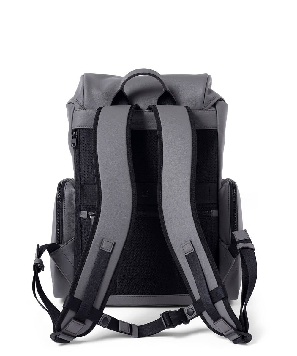 フジタカ ロカス レザーリュック