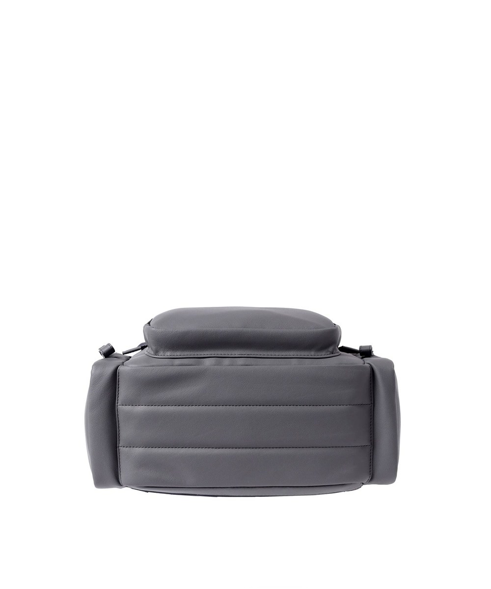 フジタカ ロカス レザーリュック