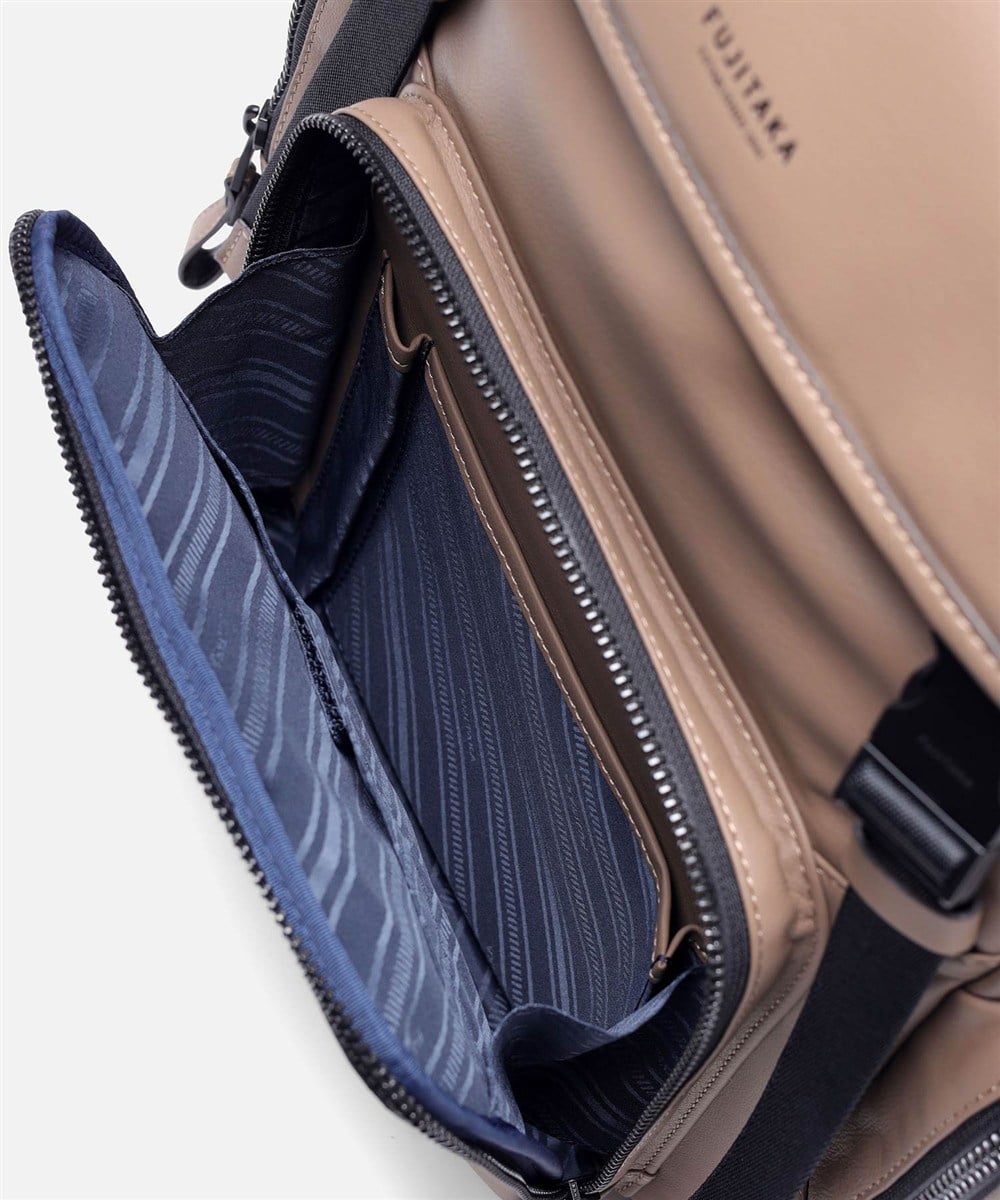 フジタカ ロカス レザーリュック