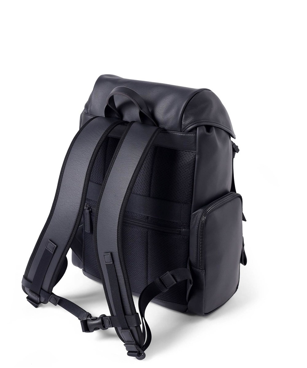 フジタカ ロカス レザーリュック