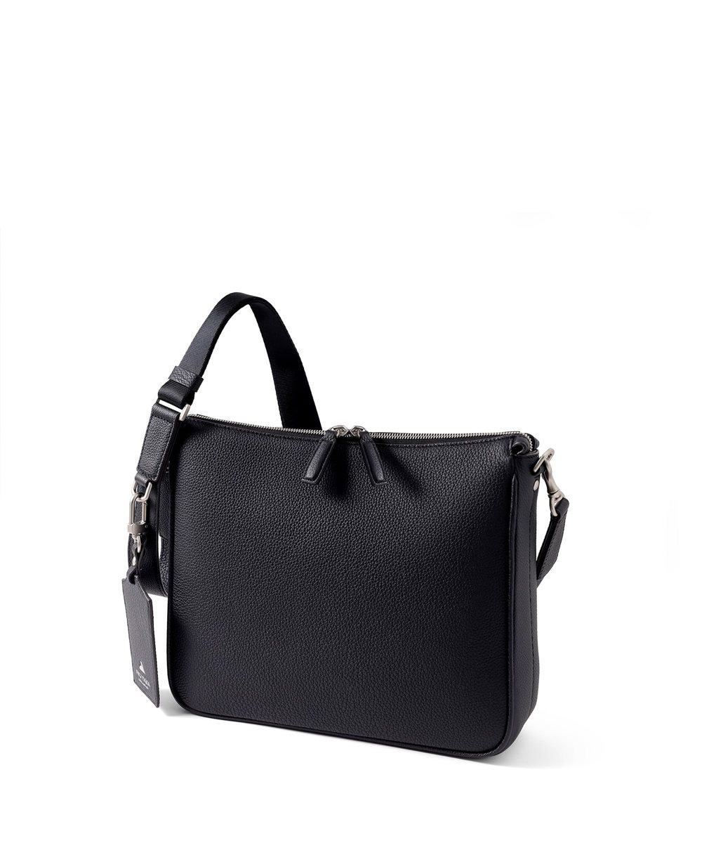 フジタカ トーノ レザーショルダーバッグ B5