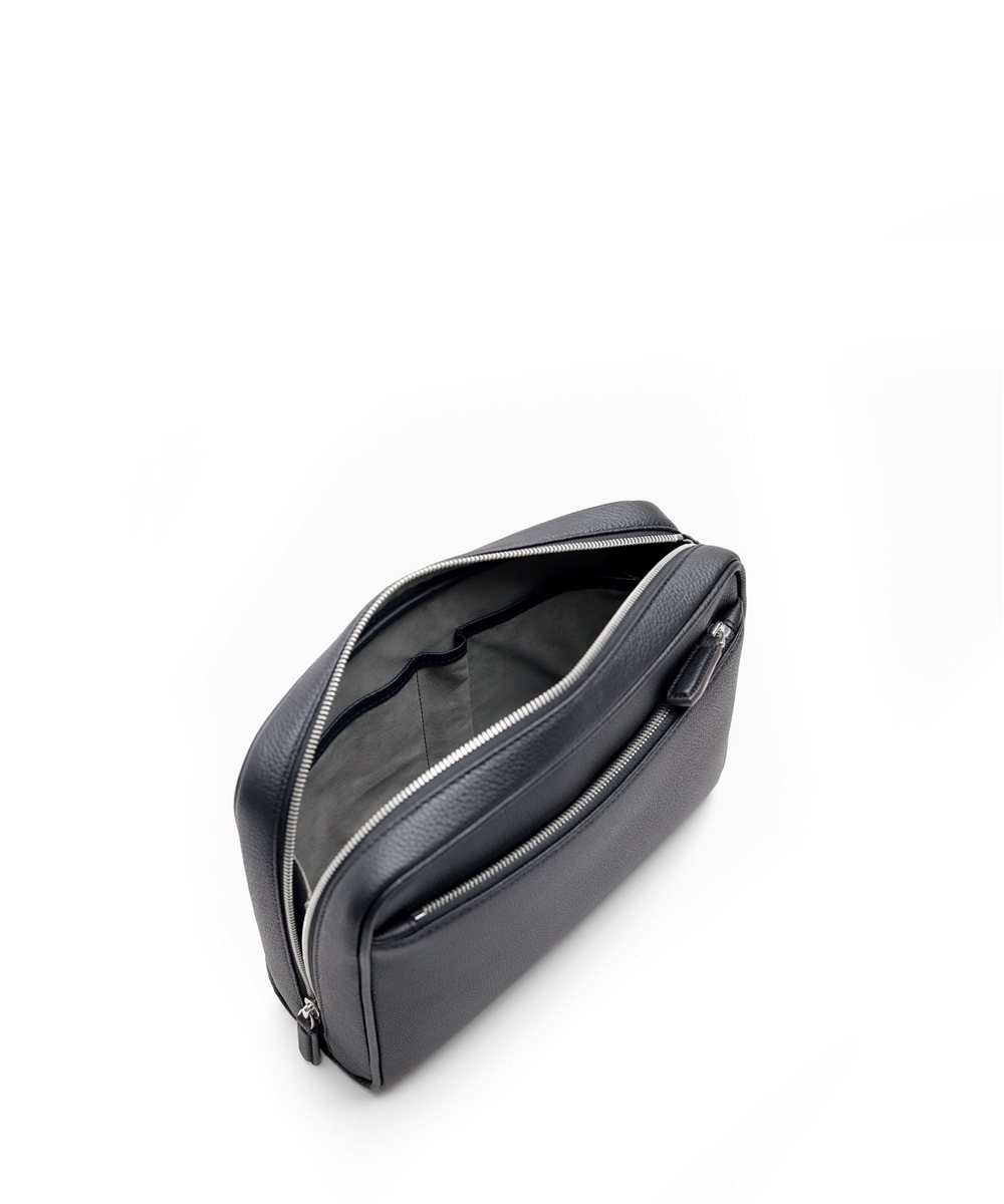 フジタカ トーノ レザーポーチ