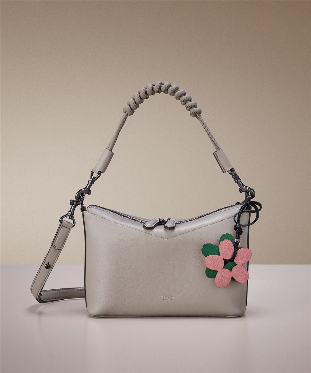 フジタカ レザーチャーム SAKURA