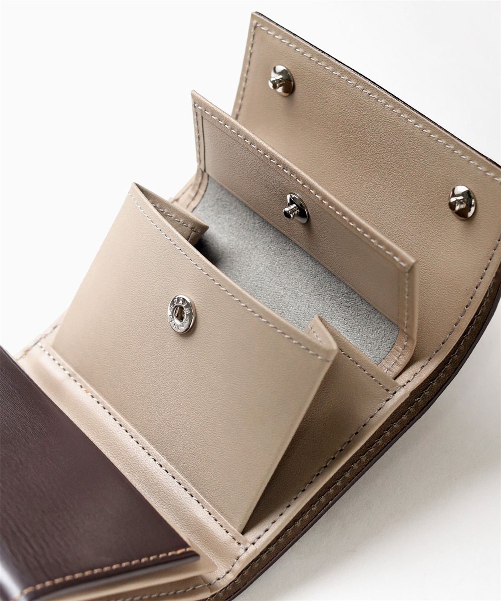 フジタカ シティ 三つ折り財布 カード段4