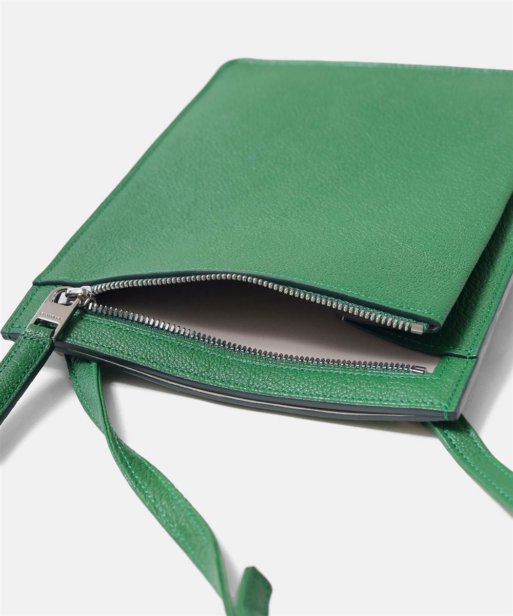 フジタカ シェーブル ゴートレザー スマホショルダーバッグ