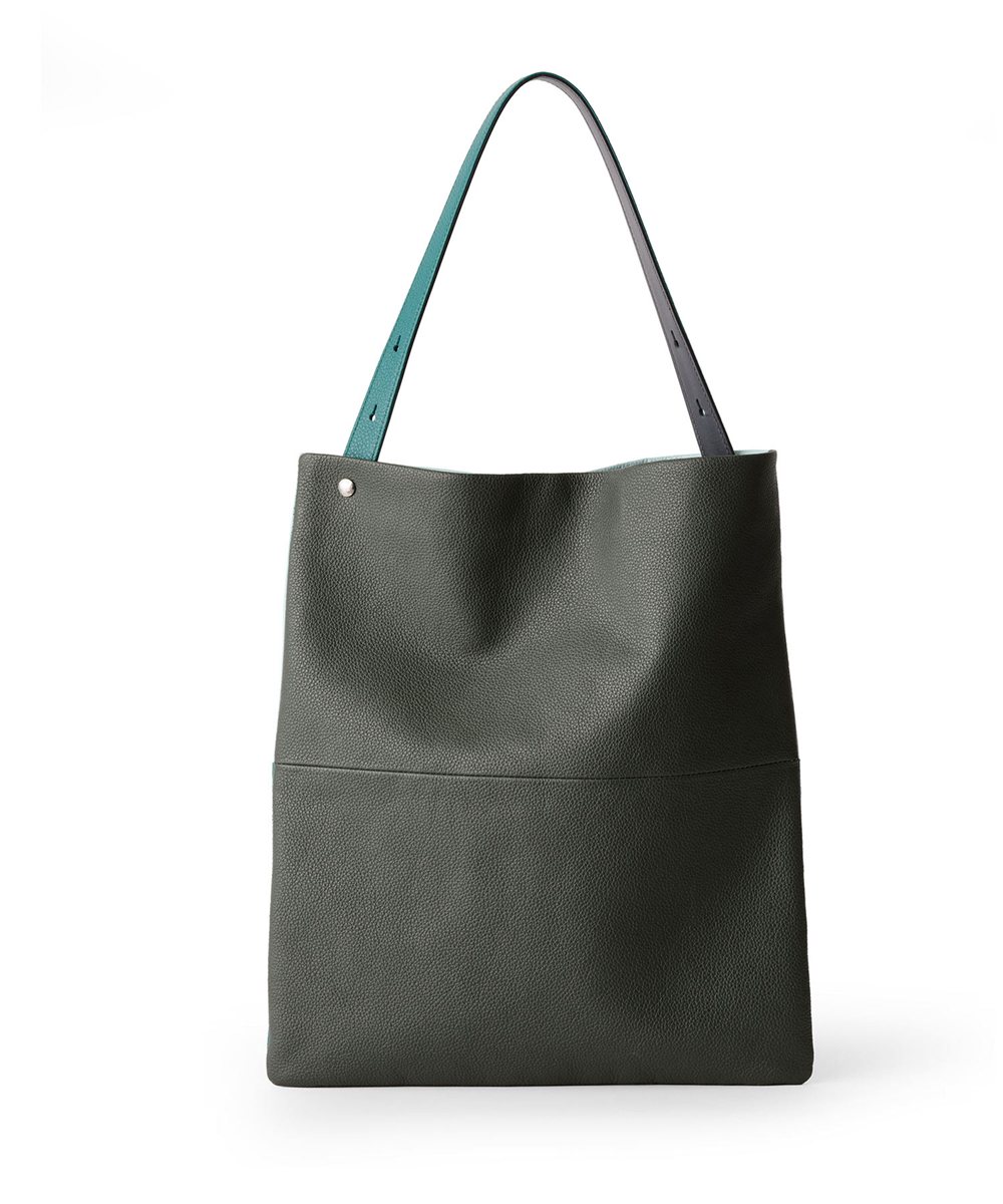 フジタカ シーム レザーマルチバッグ A4【2025年夏 / 読売テレビ ドラマ使用商品】