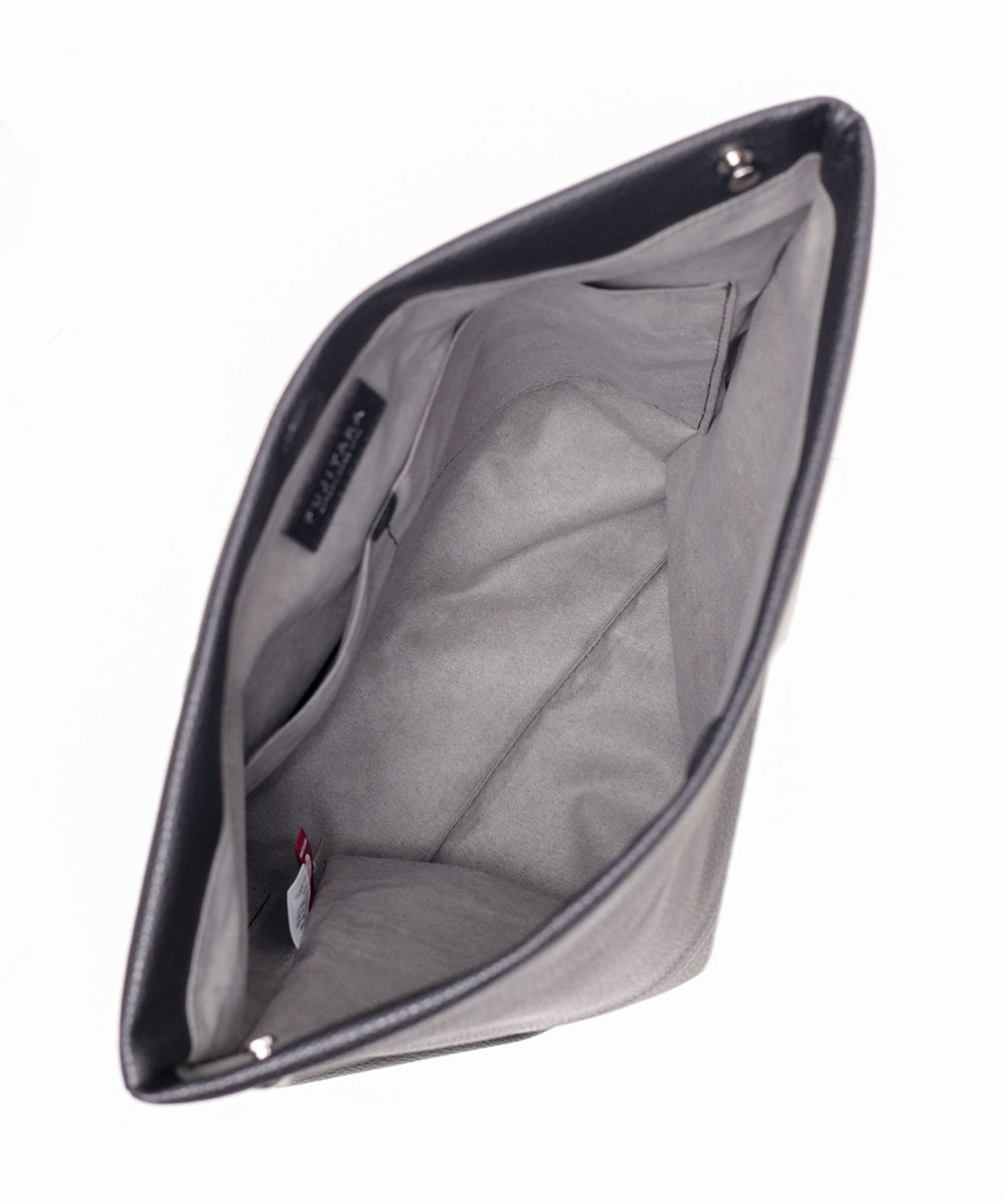 フジタカ シーム レザーマルチバッグ A4【2025年夏 / 読売テレビ ドラマ使用商品】