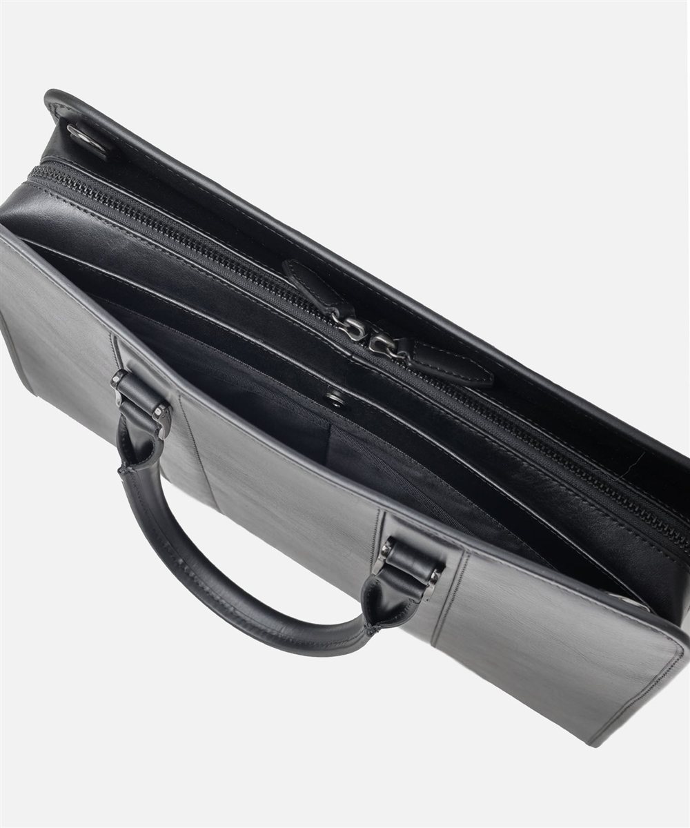 タケオキクチ ボルトン レザービジネスバッグ A4