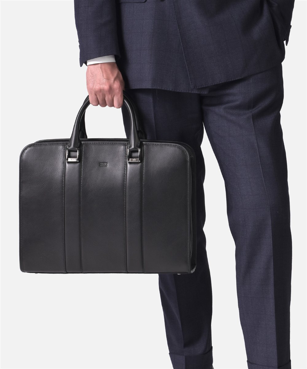 タケオキクチ ボルトン レザービジネスバッグ A4