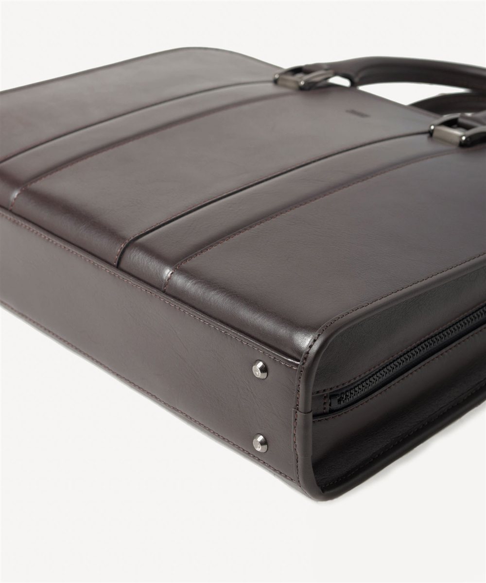 タケオキクチ ボルトン レザービジネスバッグ A4