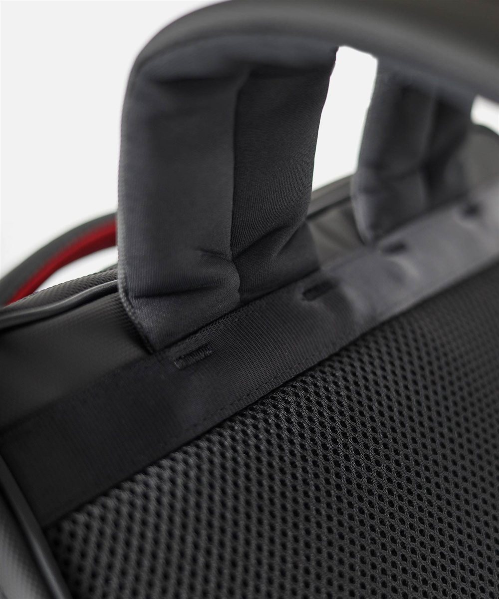 タケオキクチ ゼファー ビジネスリュック B4 15インチ対応 2層