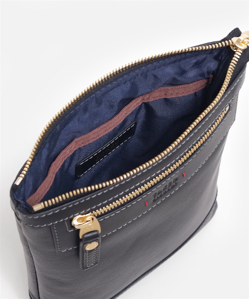 タケオキクチ マンチェスター レザーミニショルダーバッグ