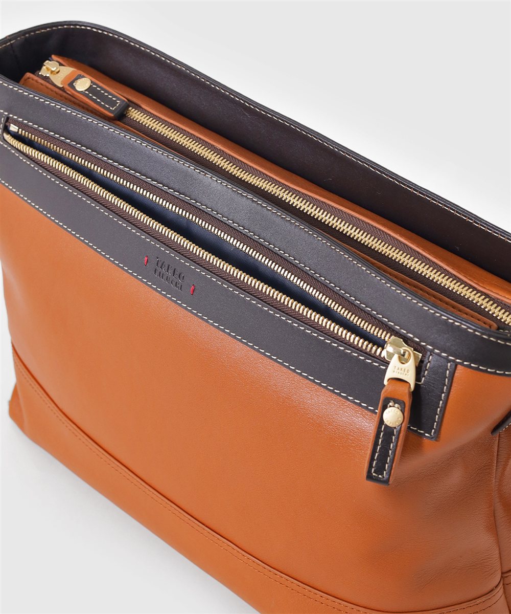 タケオキクチ マンチェスター レザーショルダーバッグ A4