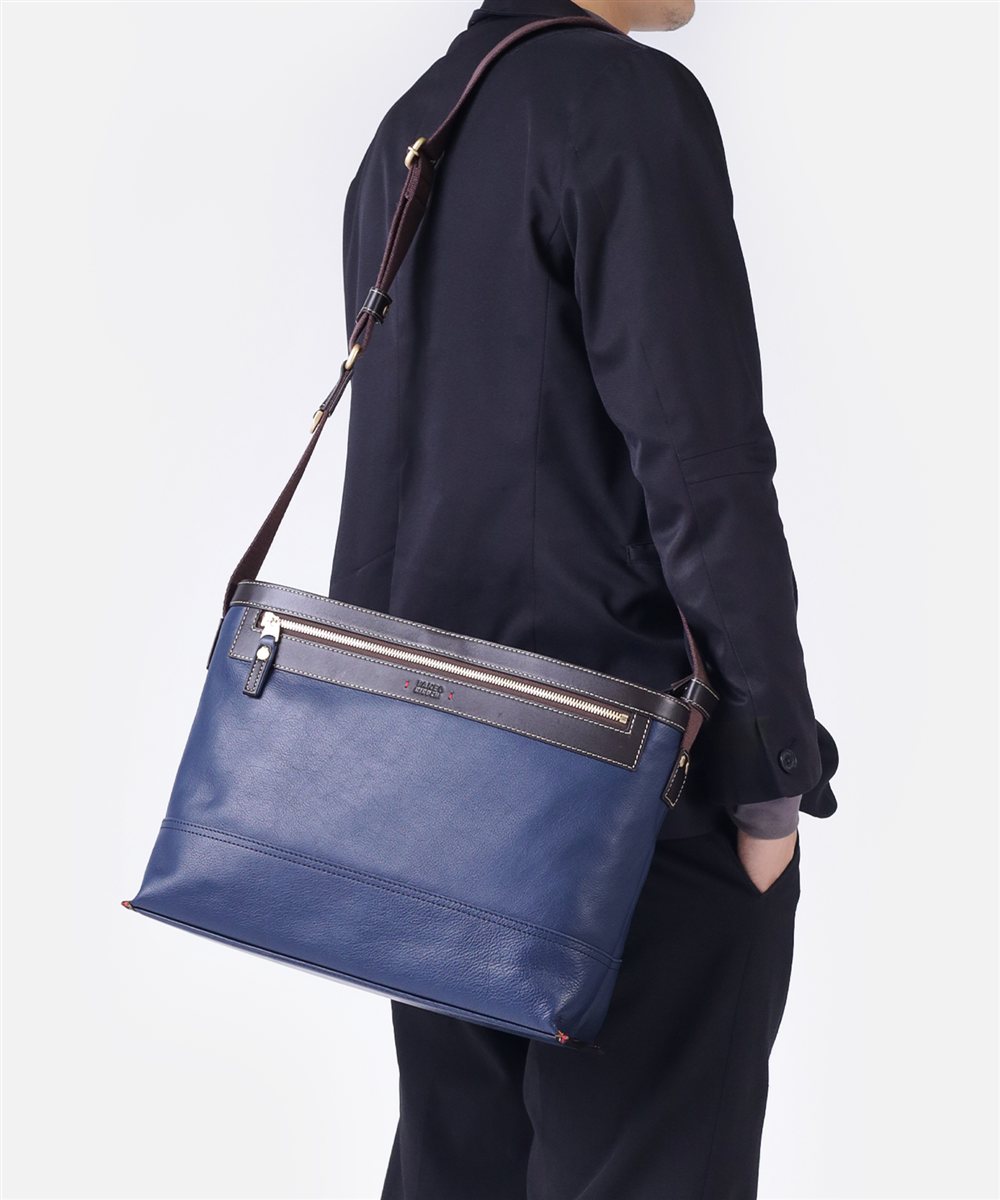 タケオキクチ マンチェスター レザーショルダーバッグ A4