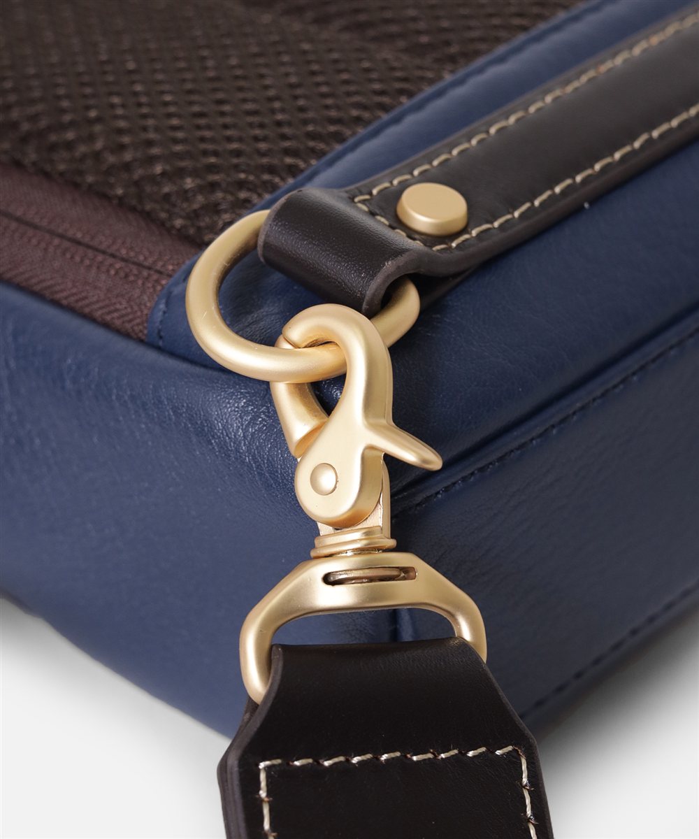 タケオキクチ マンチェスター レザーワンショルダーバッグ