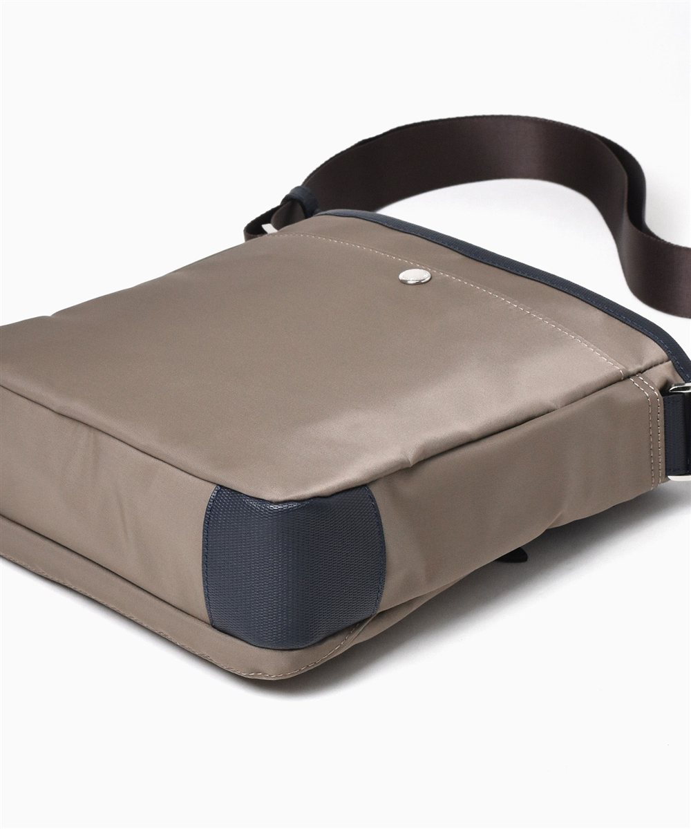 タケオキクチ グレール ショルダーバッグ 24cm