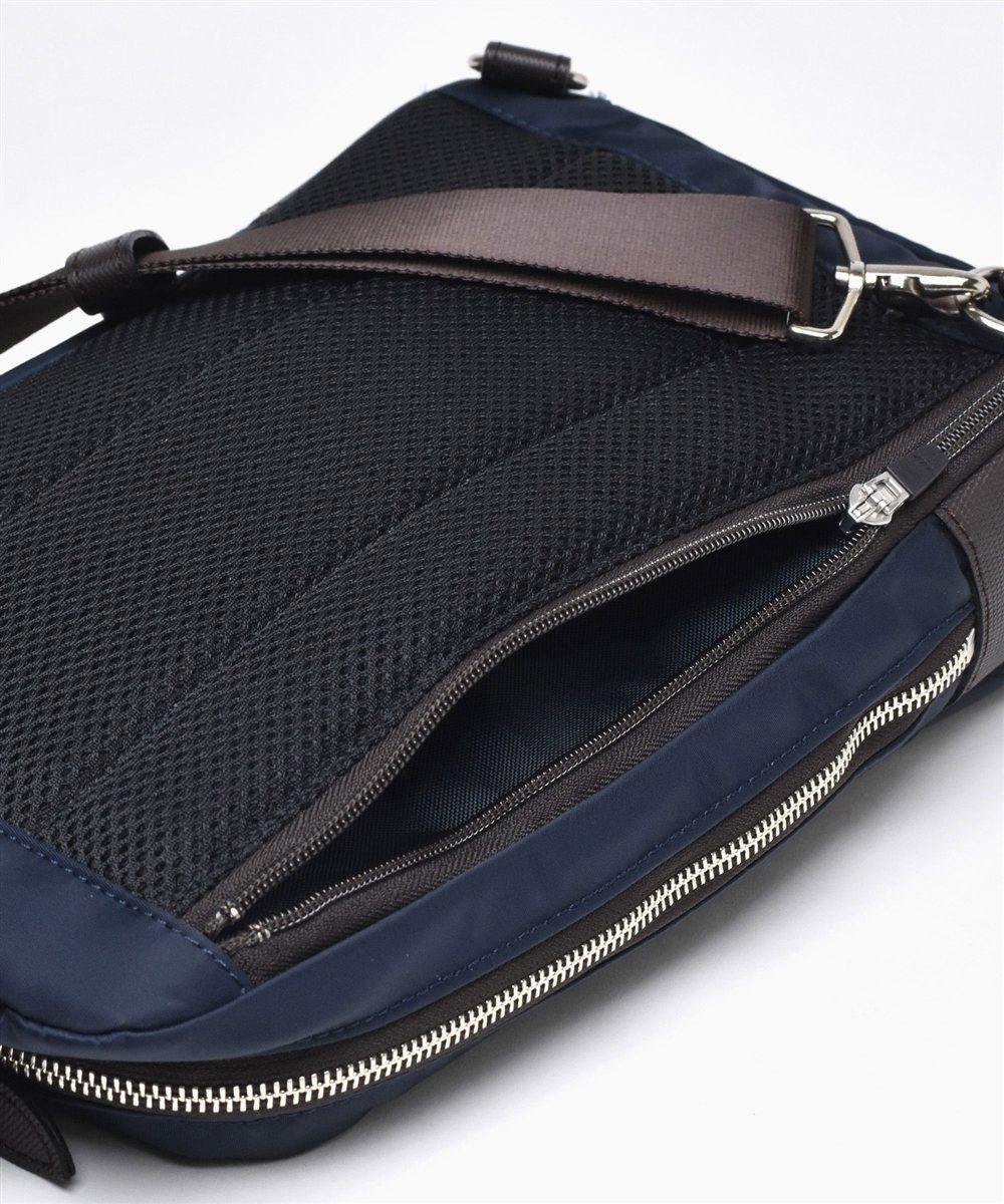 タケオキクチ グレール ワンショルダーバッグ