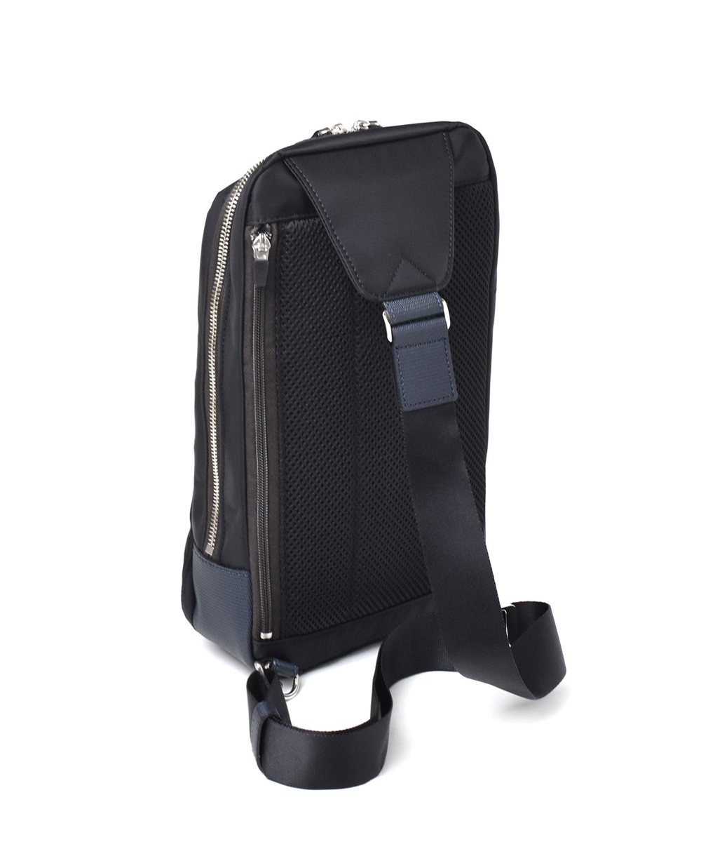 タケオキクチ グレール ワンショルダーバッグ