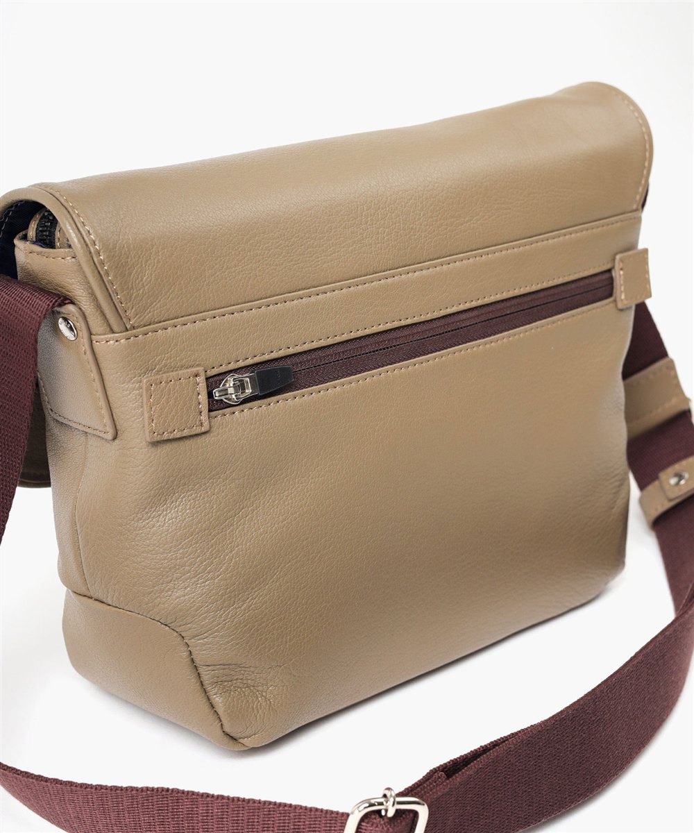 タケオキクチ フィル レザーミニショルダーバッグ