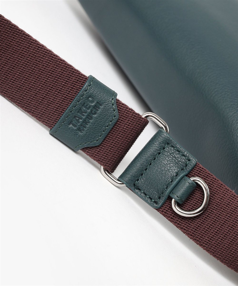 タケオキクチ フィル レザーショルダーバッグ B5