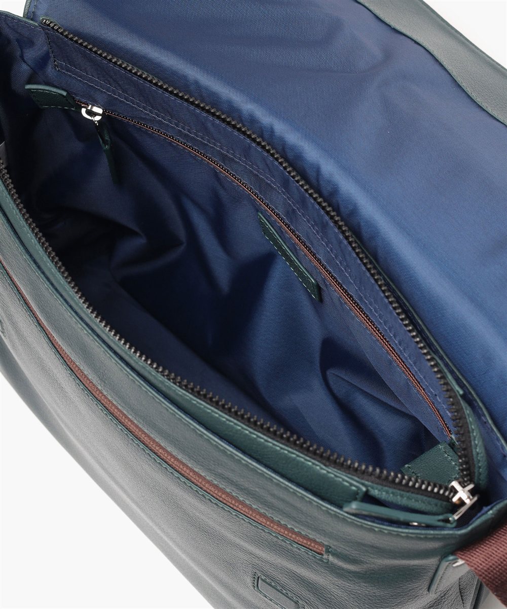 タケオキクチ フィル レザーショルダーバッグ B5